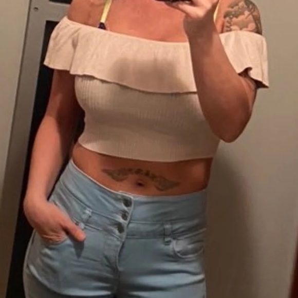 Brand new Off the shoulder halter top - Picture 2 of 6